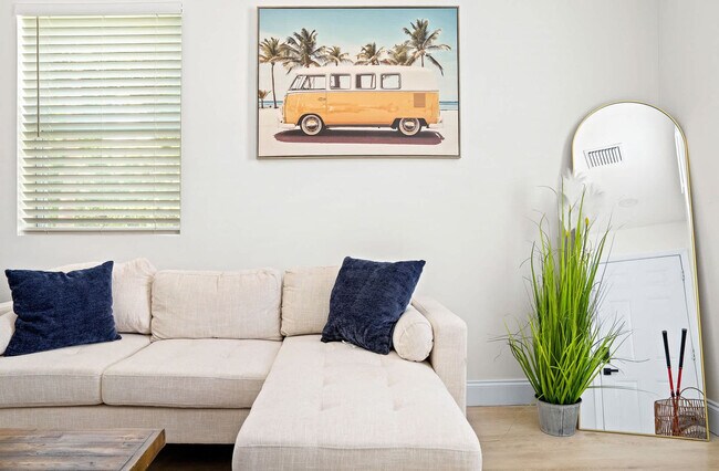 Foto del edificio - 4603 N Ocean Blvd