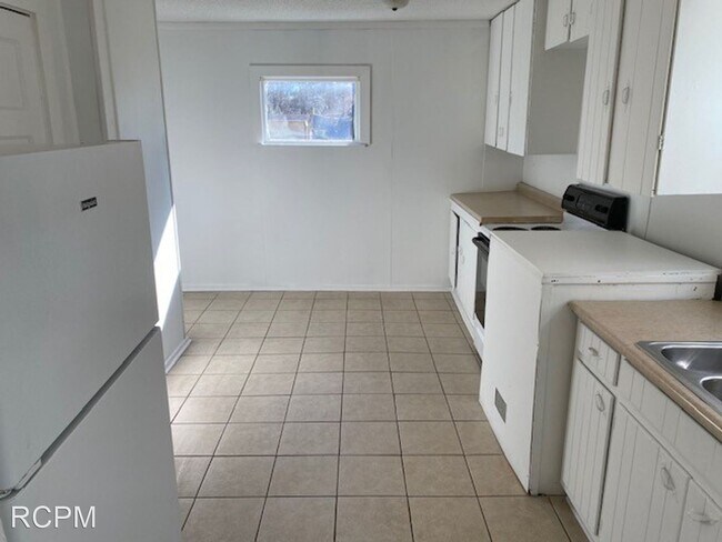 Building Photo - 2 br, 1 bath House - 4013 9th Avenue