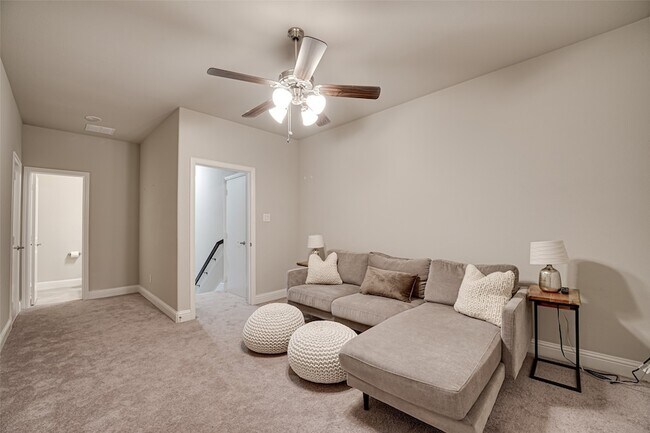 Foto del edificio - 1651 Sonnet Dr