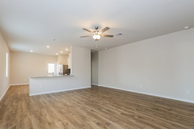 Building Photo - 15574 Caramel Spgs Dr