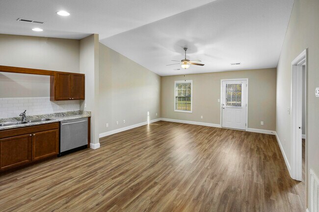 Foto del edificio - 5354 Dover Springs Way