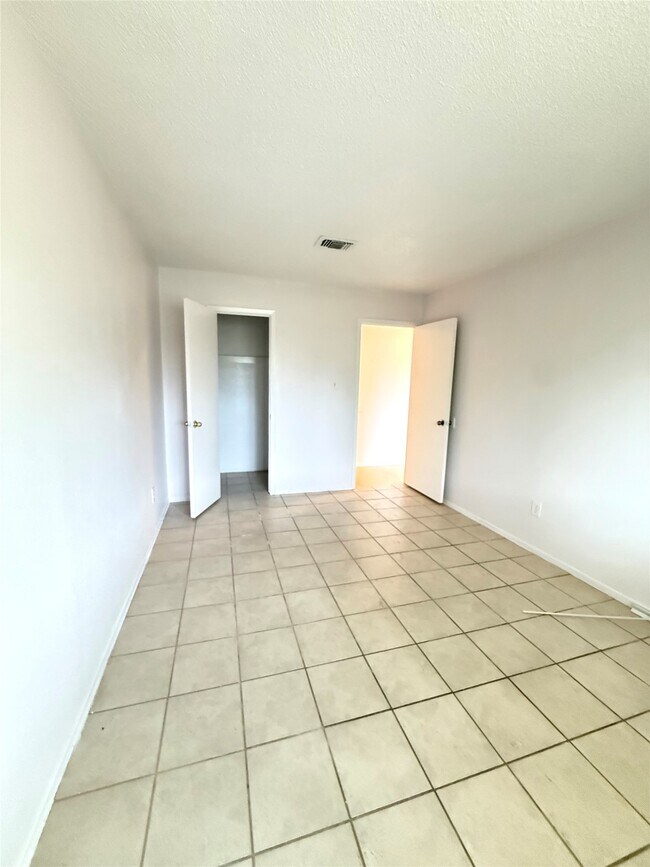 Foto del edificio - 12119 Tambourine Dr