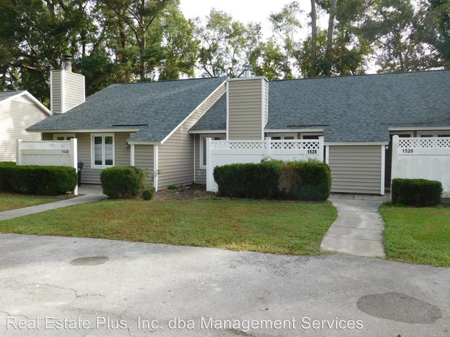 Building Photo - 2 br, 1 bath Apartment - 1530 College Way