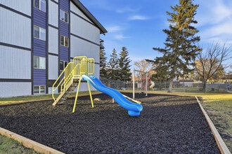 Building Photo - Alan's Place