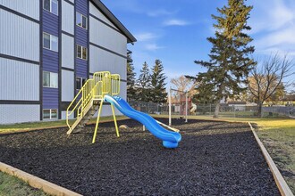 Building Photo - Alan's Place