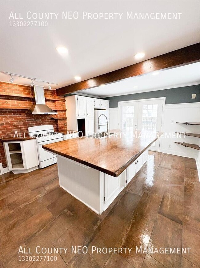 Foto del edificio - 2359 12th St