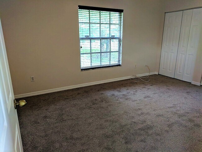 Master Bedroom - 6275 Parkers Hammock Rd
