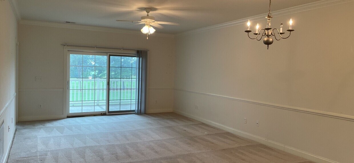 Foto del edificio - 4878 Luster Leaf Cir