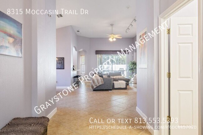 Foto del edificio - 8315 Moccasin Trail Dr