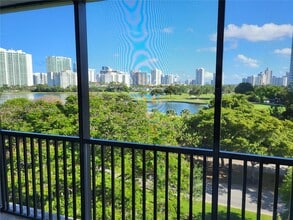 Building Photo - 3475 N Country Club Dr