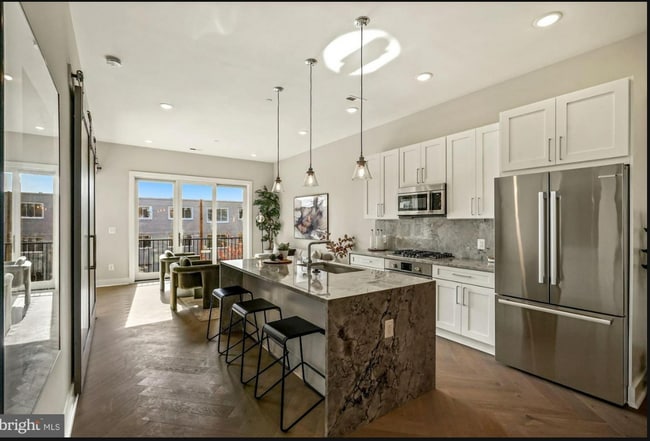 Building Photo - 1214 Madison St NW