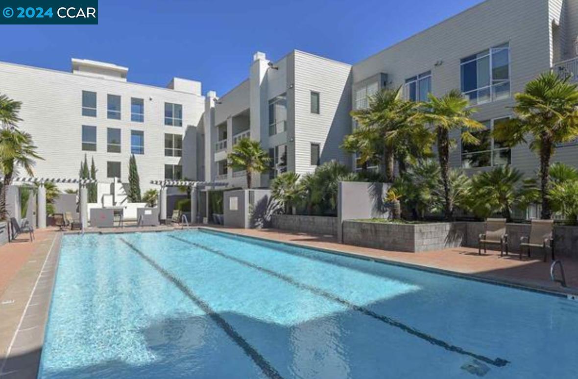 Foto principal - 1655 N California Blvd