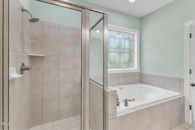 Building Photo - Build Equity While Leasing - Lease and Own from Day One!