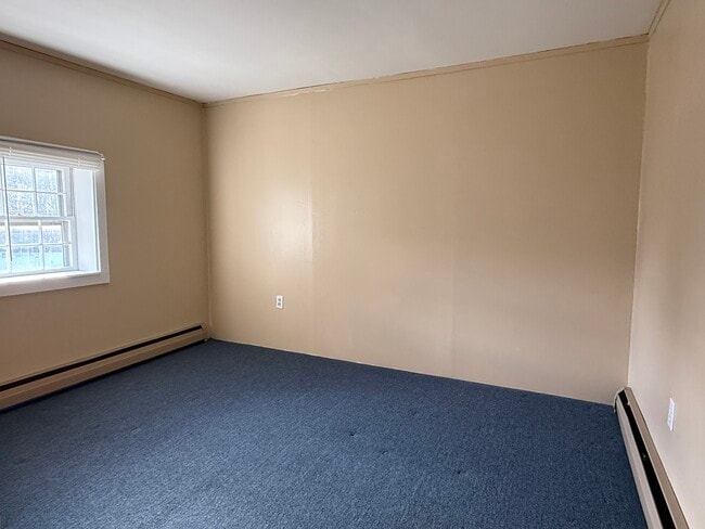 Building Photo - 46 Sawmill Hl