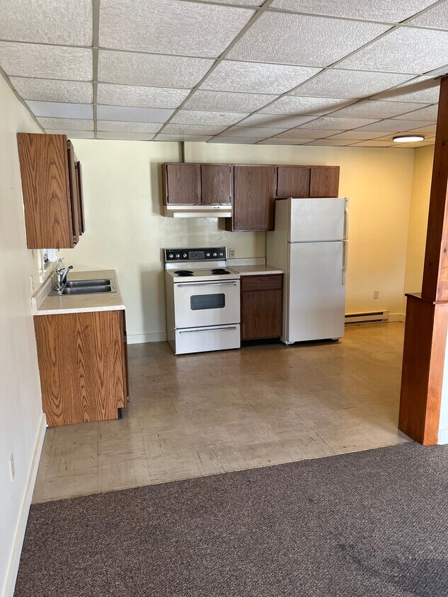 40 South St Unit 5, Bath, ME 04530 40 South St Bath, ME Apartments