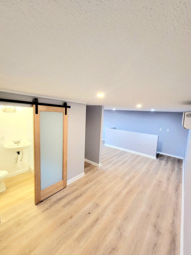 Foto del edificio - 135 E 17th St