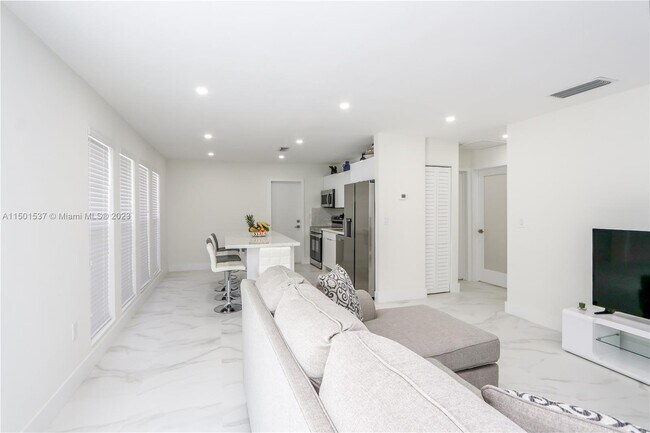 Foto del edificio - 1030 SW 10th Ave