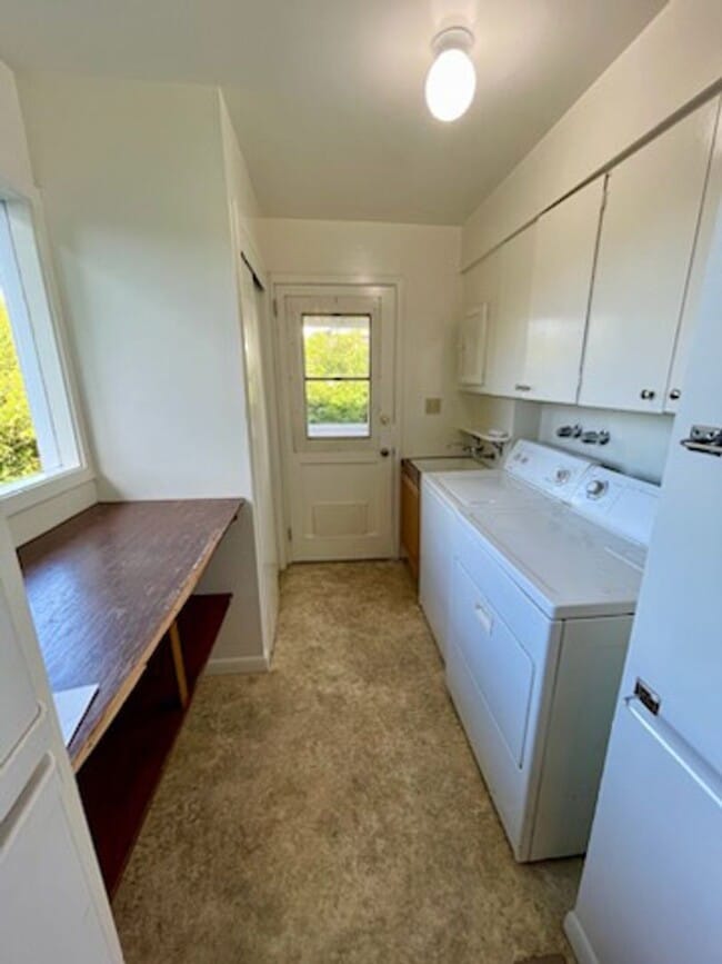 Foto del edificio - Conveniently located 3/1 Arcata Home