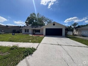 Building Photo - 1053 Westwood Dr