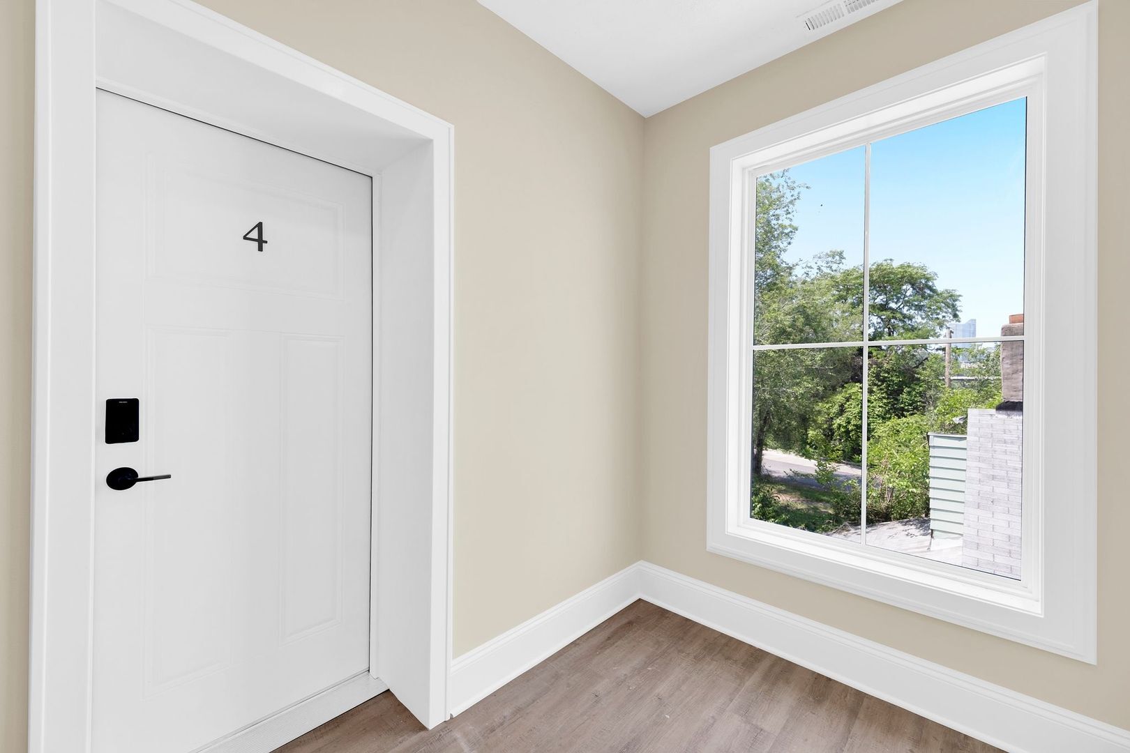 2322 Scranton Rd Cleveland, OH 44113 – photo 5