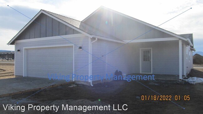 Foto del edificio - 3 br, 2 bath House - 910 NE Discovery Loop