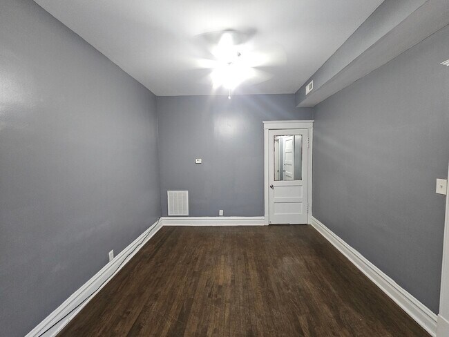 Foto del edificio - 2532 S Albany Ave