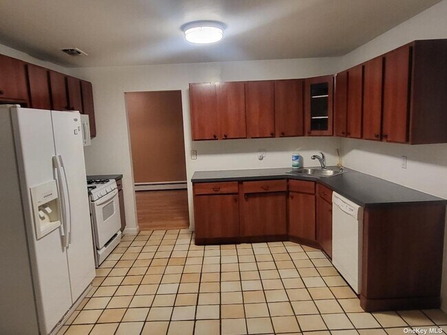 Building Photo - 3609 Lorrie Dr