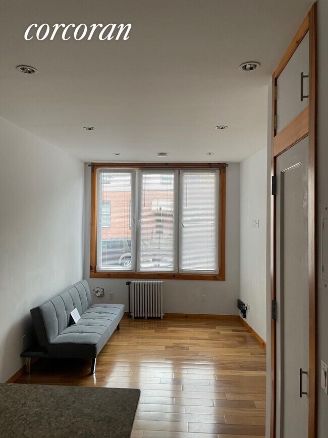 Building Photo - 20-16 Bleecker St