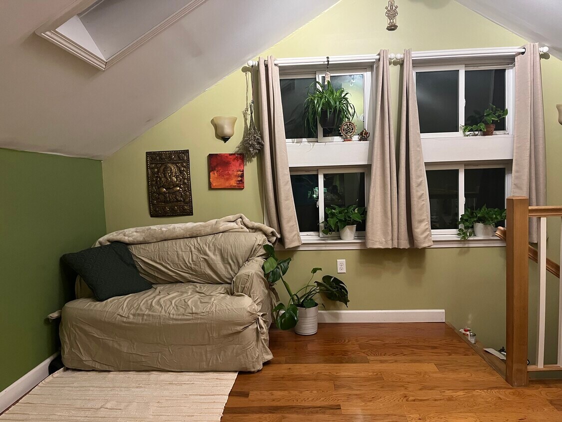 Foto principal - 851 Woods Hollow Rd