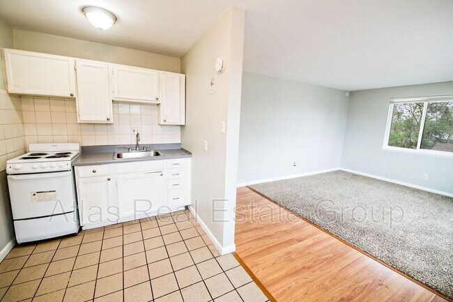 Foto del edificio - 1520 Trenton St