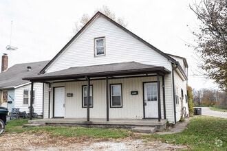 Building Photo - 2011 Applegate St