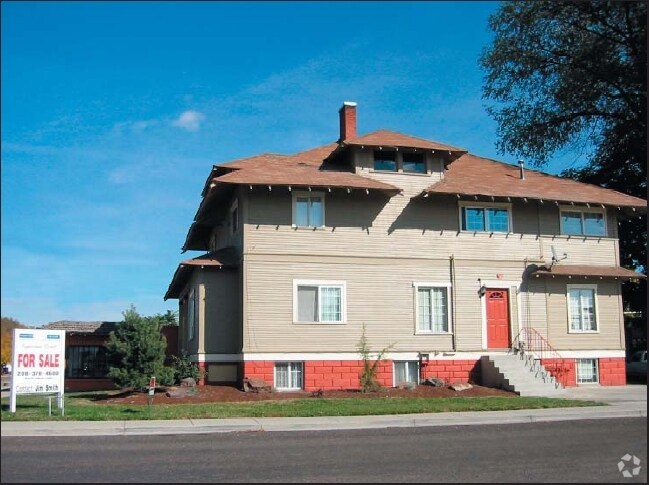 Building Photo - 406 N Kimball Ave