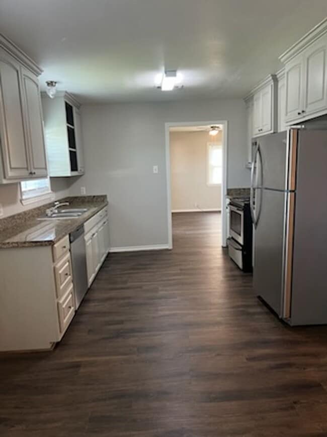 Foto del edificio - 3 Bed / 1 Bath House, PNGISD