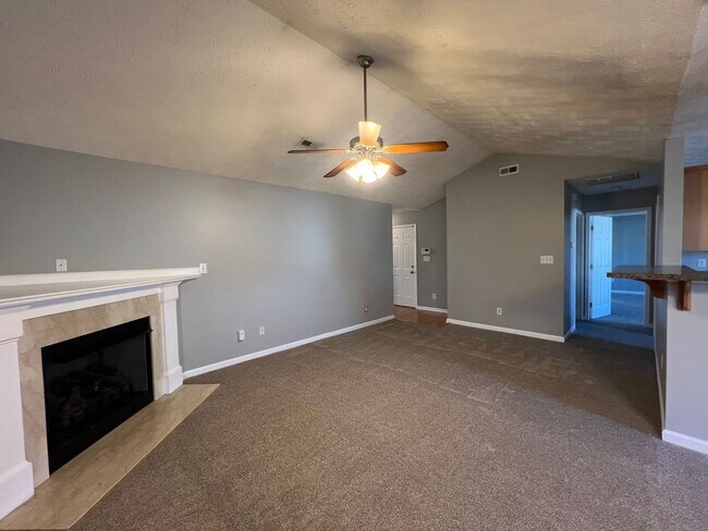 Foto del edificio - 1480 Aultroy Dr