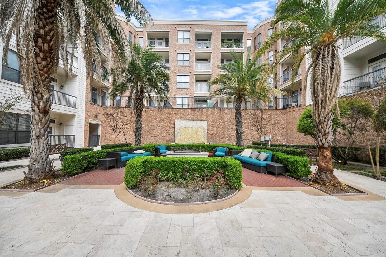 Foto principal - 6363 San Felipe St