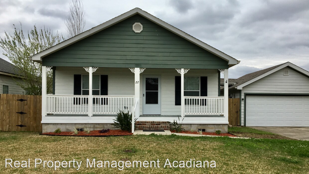 Foto principal - 3 br, 2 bath House - 137 Stoneburg