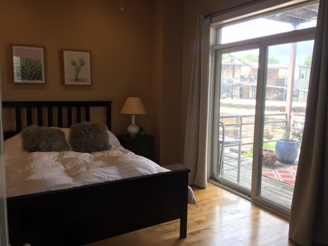 bedroom w/balcony (& attached bathroom) - 2342 N Oakley Ave