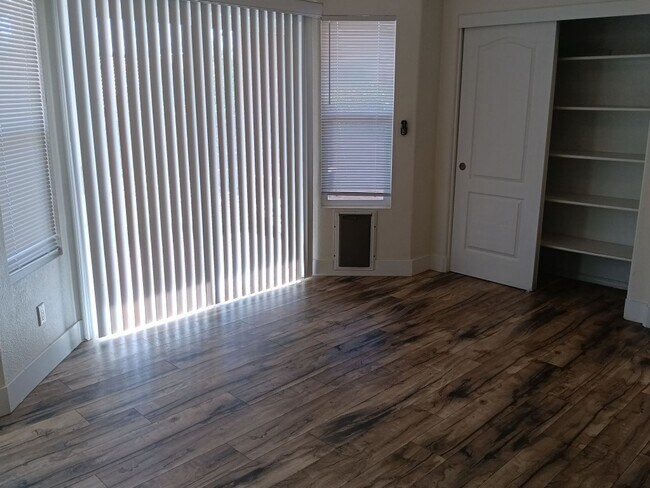 Foto del edificio - 3 Bedroom, 3 Bathroom Home! Schedule a Showing Today!