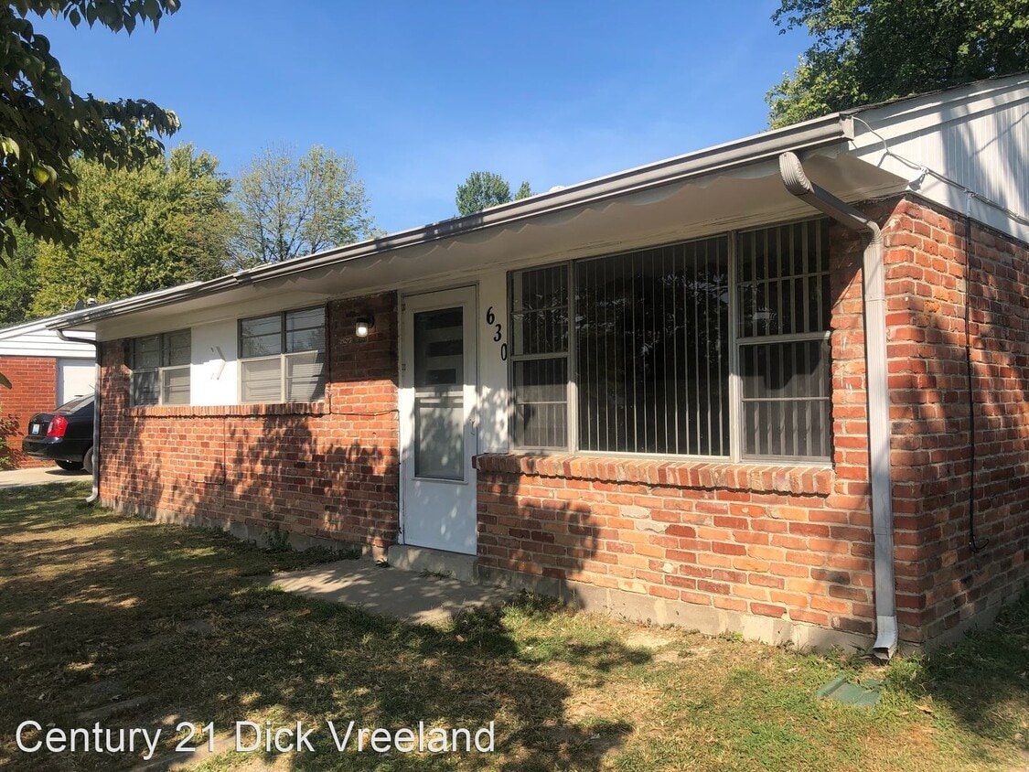 3 br, 1 bath House 630 Hillview Blvd. House Rental in Louisville