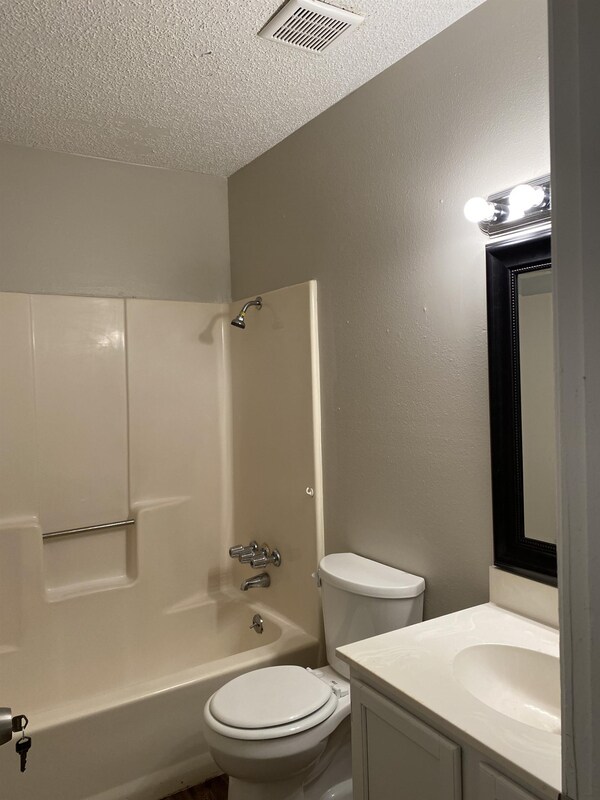 Building Photo - 6839 Brown St