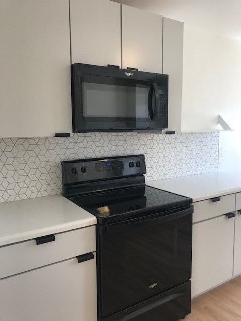 Foto del edificio - 2421 Hoard St