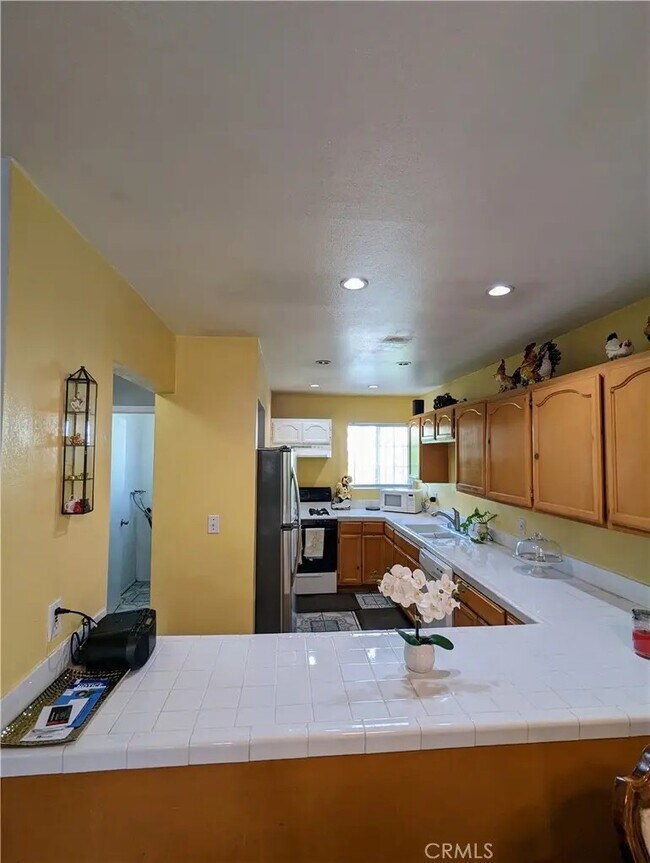 Foto del edificio - 2325 S Harcourt Ave