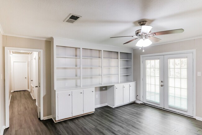 Building Photo - Beautiful Home in Pearl