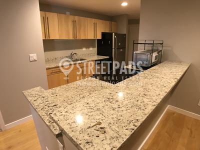 Foto principal - 2 bedroom in Somerville MA 02143