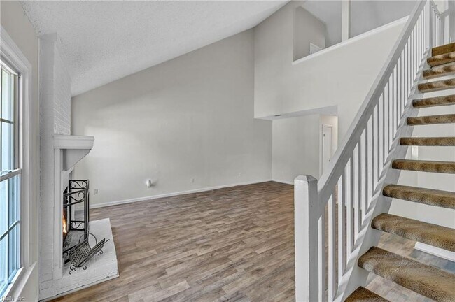 Foto del edificio - Beach-Close Living on a Peaceful Cul-de-Sac