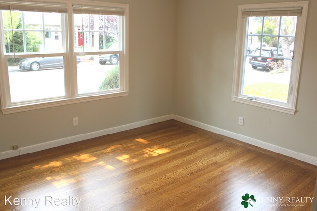 Foto del edificio - 2 br, 1.5 bath House - 159 12th Avenue