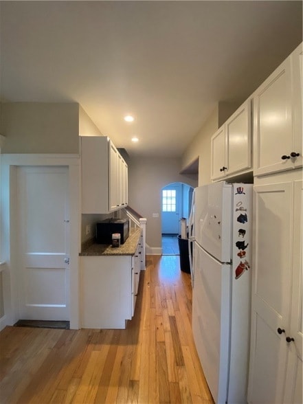 Building Photo - 86 Bluff Ave