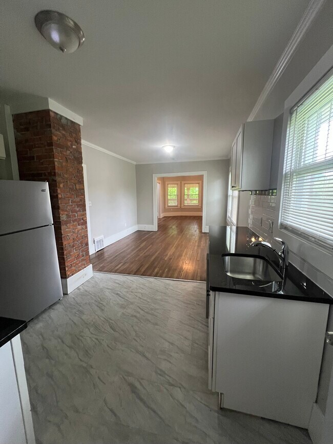 Foto del edificio - 7426 Dunedin St