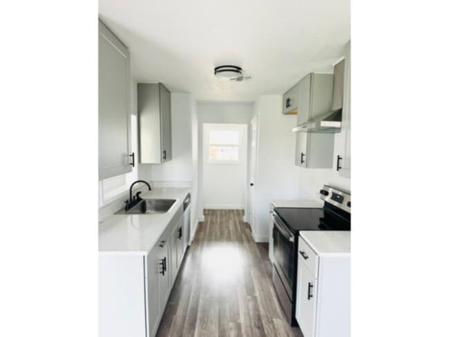 Building Photo - *****3 BEDROOM IN BALCH SPRINGS****
