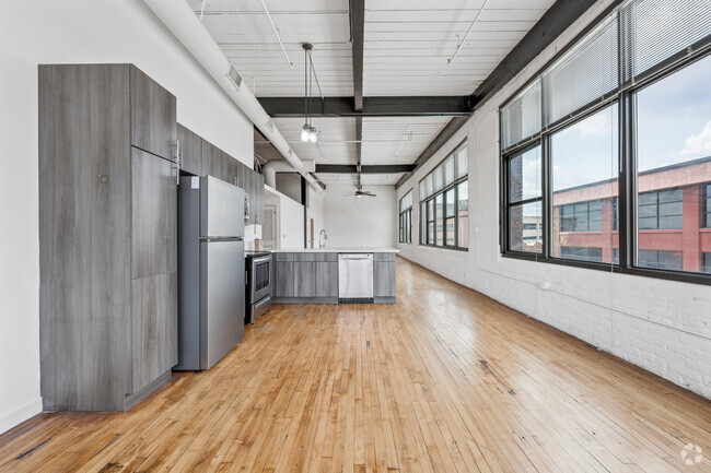 1BR, 1BA - 1,150SF - Kitchen - MC Kiser Lofts